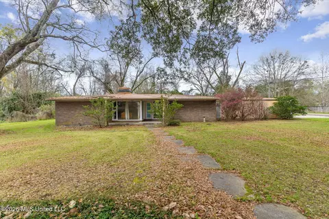 301 Spring St, Taylorsville, MS 39168