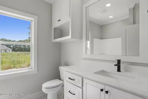 Bath - 364 Aurora Cir, Canton, MS 39046 photo 4 of 4