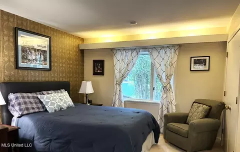 Bedroom - 102 Dana Rd, Natchez, MS 39120 photo 1 of 5