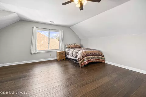 Bedroom - 1735 Keenlan Dr, Hernando, MS 38632 photo 3 of 5