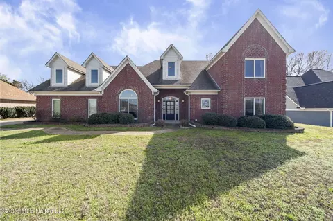 1735 Keenlan Dr, Hernando, MS 38632