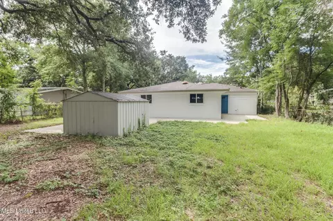 Exterior - 511 E Old Pass Rd, Long Beach, MS 39560 photo 3 of 5