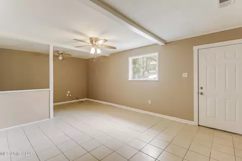 Living - 511 E Old Pass Rd, Long Beach, MS 39560 photo 1 of 2