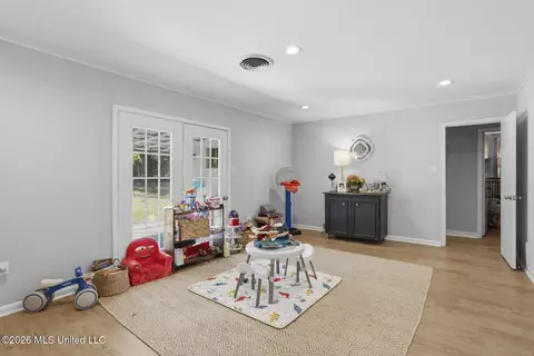 Other - 4311 Roswell Ct, Jackson, MS 39211 photo 6 of 9