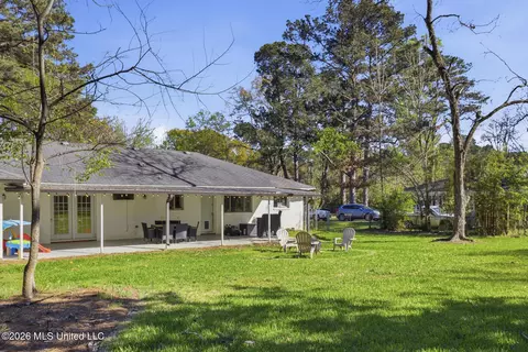 Exterior - 4311 Roswell Ct, Jackson, MS 39211 photo 6 of 7