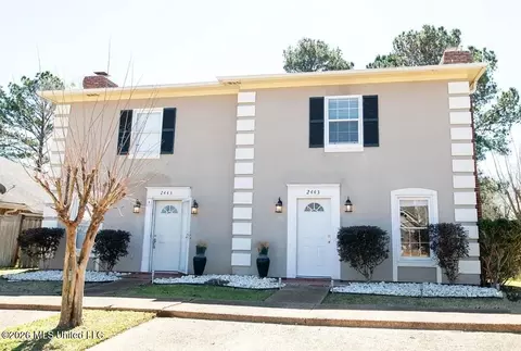 2443 River Oaks Blvd #A & B, Jackson, MS 39211