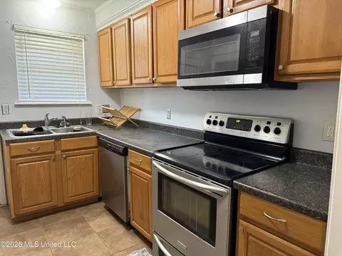 2443 River Oaks Blvd #A & B, Jackson, MS 39211 photo 8