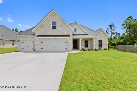 13590 Deer Field Dr, Gulfport, MS 39503