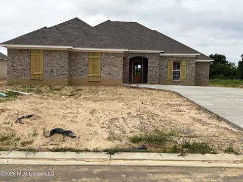 163 Madisonville Dr, Canton, MS 39046