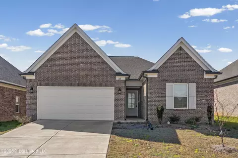 1611 Thomas St, Horn Lake, MS 38637