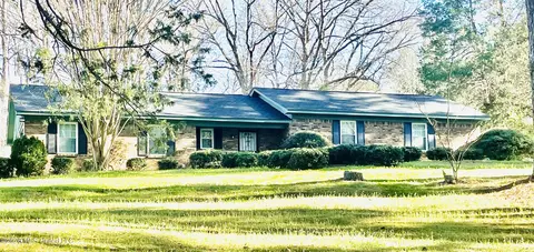 6165 W Mississippi 4, Senatobia, MS 38668