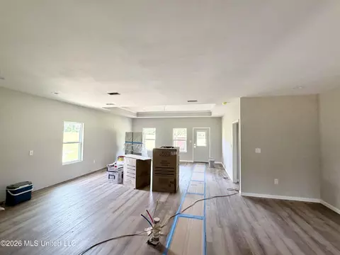 Living - 6685 Caraway Rd, Moss Point, MS 39562 photo 1 of 3