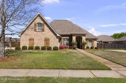 167 Belle Oak Dr, Brandon, MS 39042