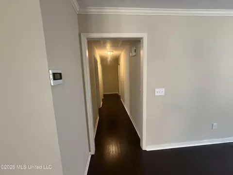 Entry Way - 490 Brookstone Dr, Madison, MS 39110 photo 3 of 6