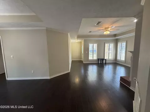 Living - 490 Brookstone Dr, Madison, MS 39110 photo 8 of 9