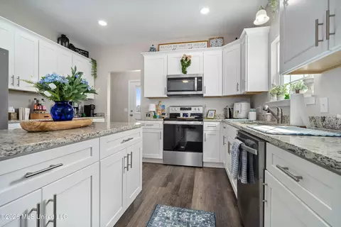 Kitchen - 133 Willie Finch Rd, Lucedale, MS 39452 photo 1 of 4