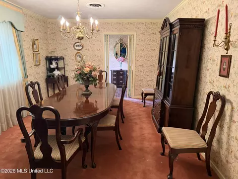 Dining - 213 Forrest Dr, Natchez, MS 39120 photo 1 of 3