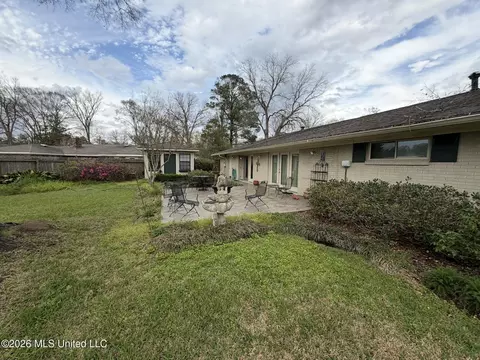 Exterior - 213 Forrest Dr, Natchez, MS 39120 photo 9 of 9