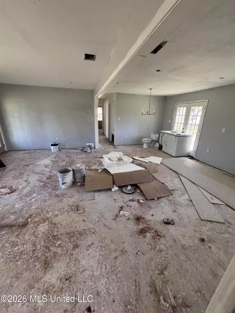 Living - 258 Mount Pleasant Rd, Lucedale, MS 39452 photo 2 of 2