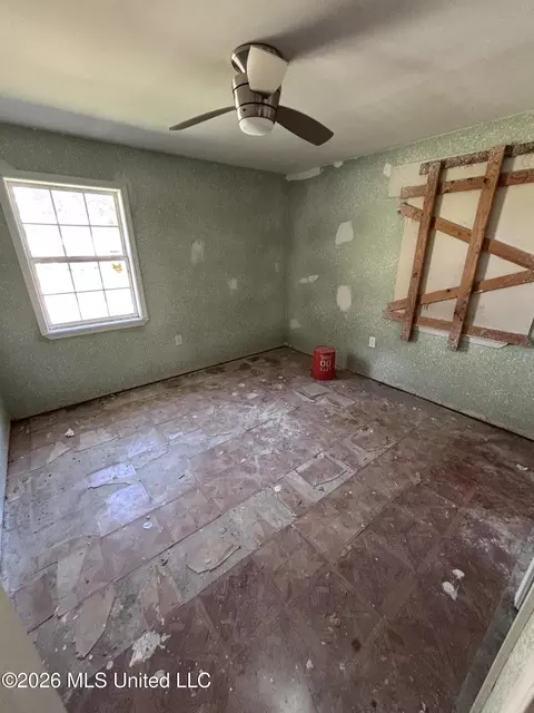 Bedroom - 258 Mount Pleasant Rd, Lucedale, MS 39452 photo 3 of 3