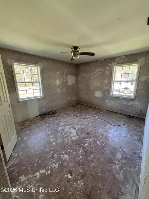 Bedroom - 258 Mount Pleasant Rd, Lucedale, MS 39452 photo 2 of 3