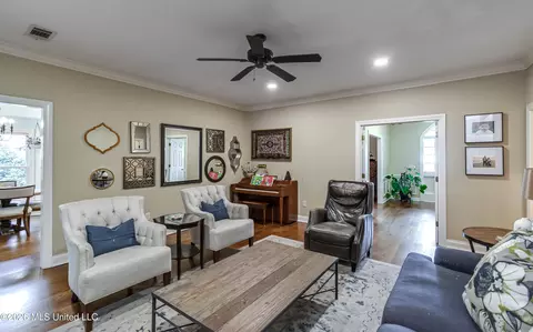 Living - 2231 Sheffield Dr, Jackson, MS 39211 photo 3 of 3