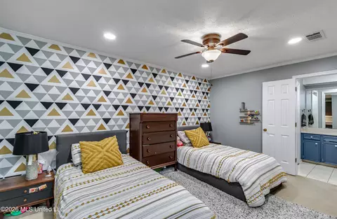 Bedroom - 2231 Sheffield Dr, Jackson, MS 39211 photo 11 of 13