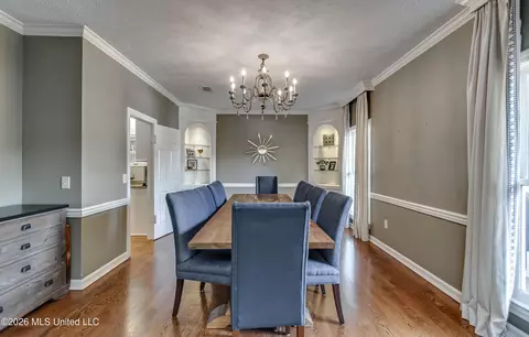Dining - 2231 Sheffield Dr, Jackson, MS 39211 photo 1 of 7
