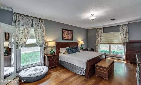 Bedroom - 2231 Sheffield Dr, Jackson, MS 39211 photo 1 of 13