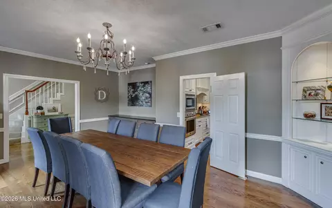 Dining - 2231 Sheffield Dr, Jackson, MS 39211 photo 3 of 7