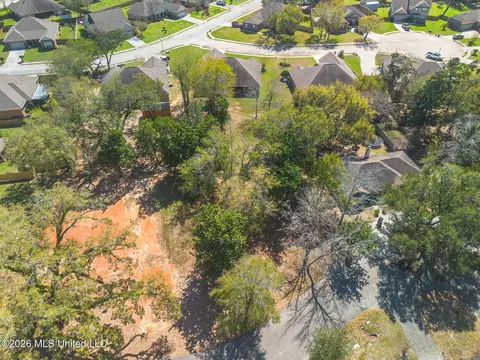 Harmanson Vue, Biloxi, MS 39531 photo 9