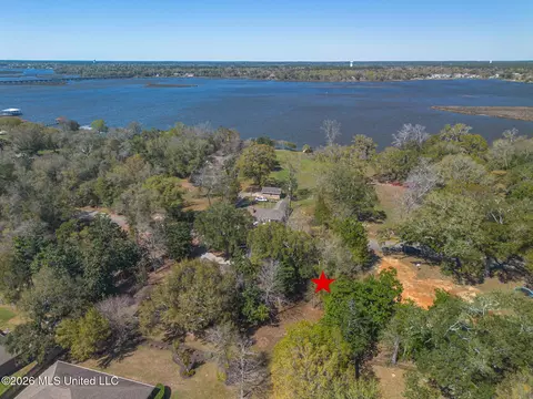 Harmanson Vue, Biloxi, MS 39531 photo 10