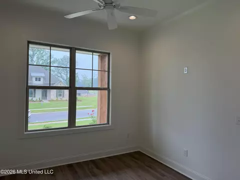 Bedroom - 805 Albany St, Brandon, MS 39042 photo 2 of 4