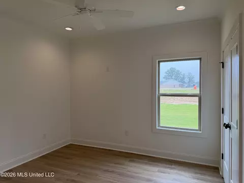 Bedroom - 805 Albany St, Brandon, MS 39042 photo 3 of 4