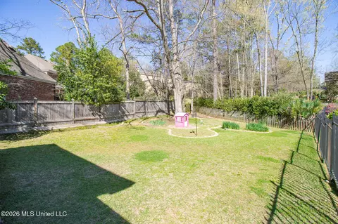 Exterior - 2004 S Petit Bois St, Jackson, MS 39211 photo 7 of 10