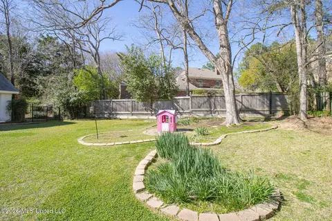 Exterior - 2004 S Petit Bois St, Jackson, MS 39211 photo 8 of 10