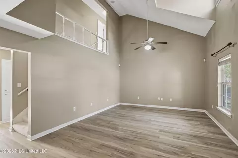 Living - 3037 Willow Dr, Brandon, MS 39042 photo 3 of 4