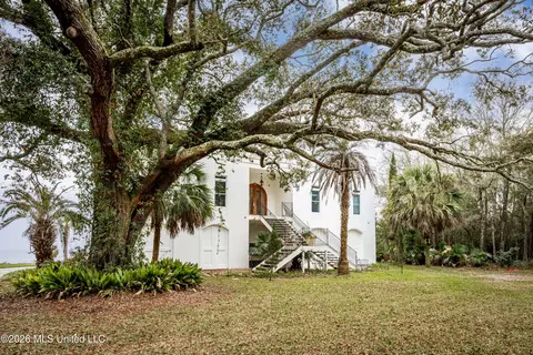 9713 Point Aux Chenes Rd, Ocean Springs, MS 39564
