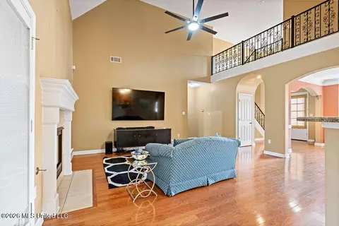 Living - 6448 Skyler Rd, Walls, MS 38680 photo 3 of 3