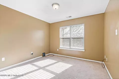 Bedroom - 6448 Skyler Rd, Walls, MS 38680 photo 4 of 7