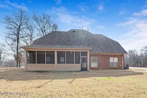 Exterior - 6448 Skyler Rd, Walls, MS 38680 photo 4 of 6