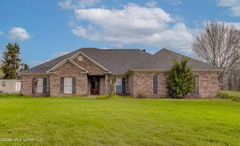 33 Birkdale Cir, Vicksburg, MS 39183
