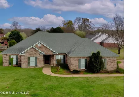 33 Birkdale Cir, Vicksburg, MS 39183