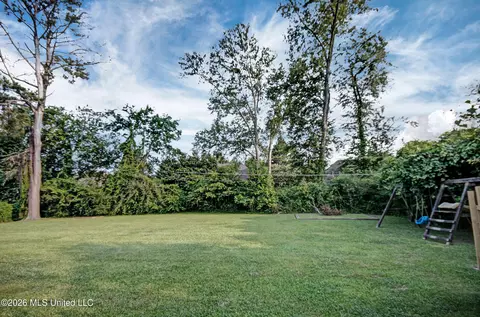 Exterior - 455 Armour Dr, Jackson, MS 39211 photo 3 of 3
