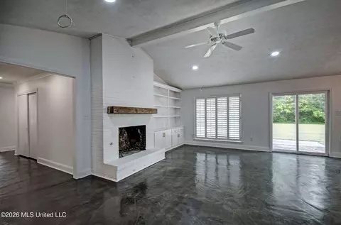 Living - 455 Armour Dr, Jackson, MS 39211 photo 1 of 1