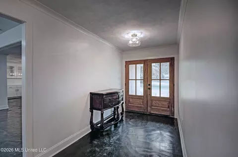 Entry Way - 455 Armour Dr, Jackson, MS 39211 photo 1 of 2
