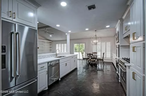 Kitchen - 455 Armour Dr, Jackson, MS 39211 photo 3 of 3
