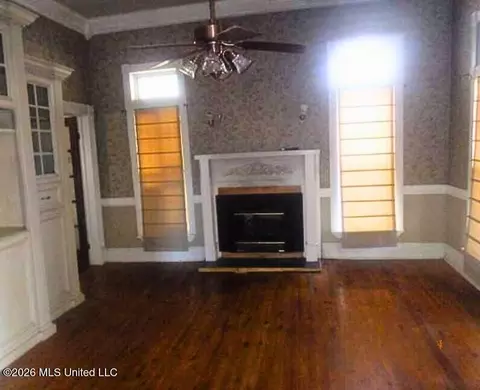 Living - 8950 Highway 35 S, Forest, MS 39074 photo 1 of 3