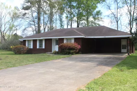 206 E Meadowbrook Dr, Brookhaven, MS 39601
