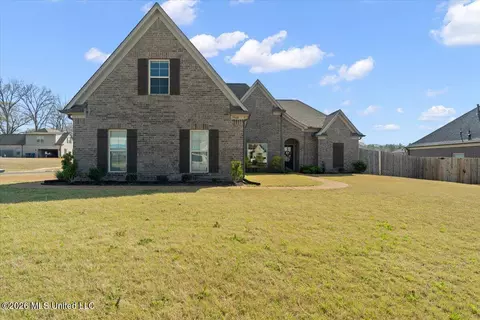 Exterior - 1948 Ava Dr, Nesbit, MS 38651 photo 2 of 10